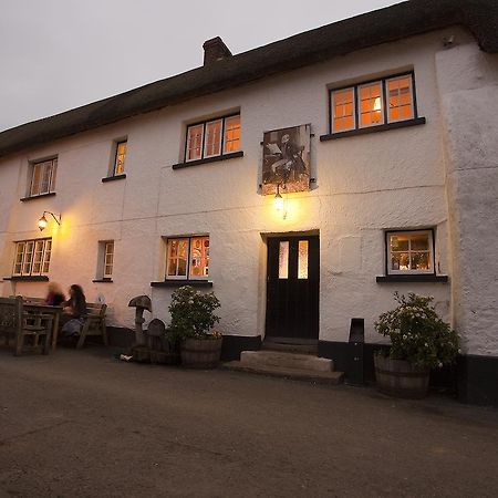 Duke Of York Hotel Dolton Eksteriør billede